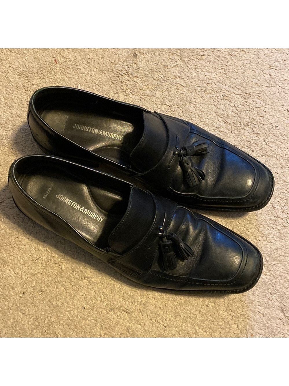 Johnston & Murphy mens dress shoes; size 10.5